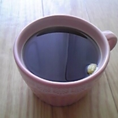 カルダモンといったら紅茶のイメージしかありませんでしたが、コーヒーにすごく合いますね。
リピします、ごちそうさま。